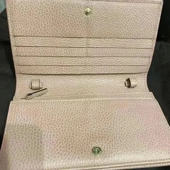 Gucci Wallet/Crossbody Authentic Dusty Pink, Like New - Picture 4 of 9